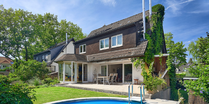 Adults Allowed: A Poolside Playhouse Makes Room for All